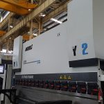 6 eksenli hidravlik cnc pres əyləc 200 ton 3100 mm cnc arxa arxa üçün XR Z1 Z2-ox