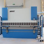 WC67K-400T / 5000 Delme DA41 sistemi ilə yumşaq polad üçün 3 + 1 eksenli tam cnc press əyləc sistemi bükme maşını